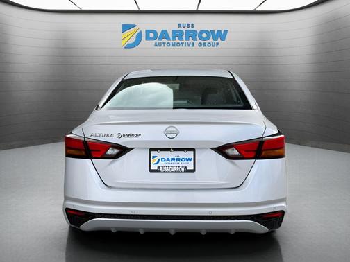Brilliant Silver Metallic 2024 Nissan Altima 2.5 S