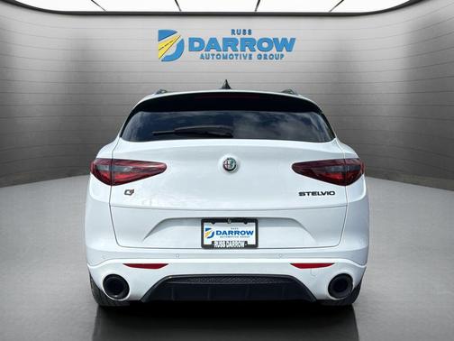 Alfa White 2023 Alfa Romeo Stelvio Veloce