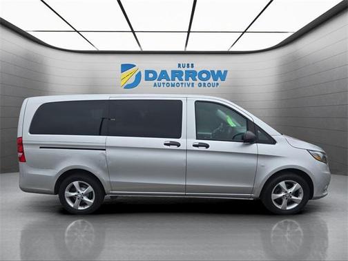 2016 Mercedes-Benz Metris Base