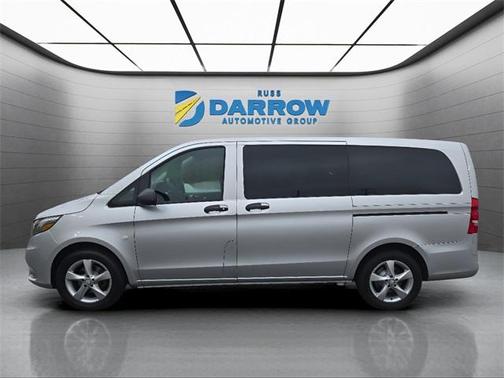 2016 Mercedes-Benz Metris Base