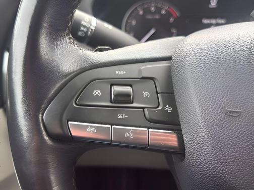 Stellar Black Metallic 2023 Cadillac XT4 Premium Luxury