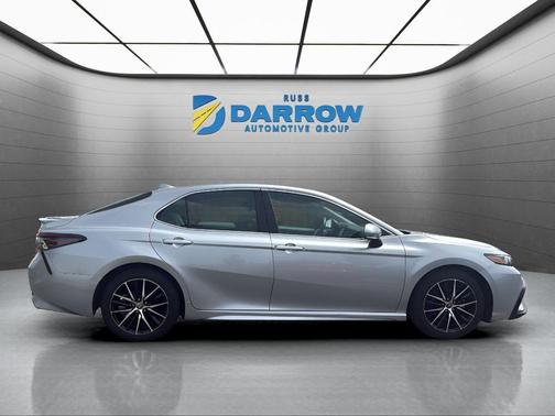 Celestial Silver Metallic 2023 Toyota Camry SE