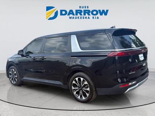 Aurora Black Pearl 2024 Kia Carnival EX