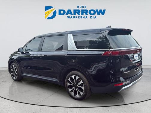 Aurora Black Pearl 2024 Kia Carnival EX