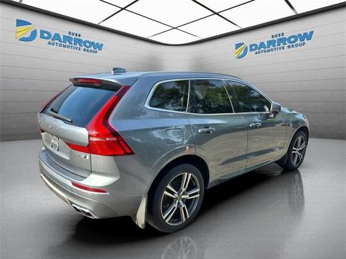 2020 Volvo XC60 T5 Momentum
