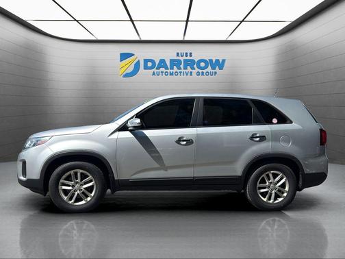Bright Silver 2015 Kia Sorento LX