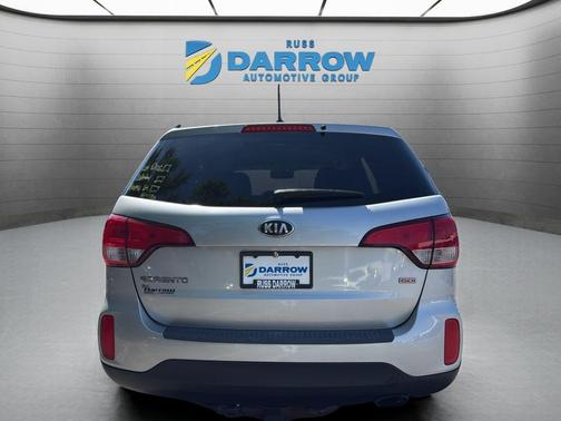 Bright Silver 2015 Kia Sorento LX
