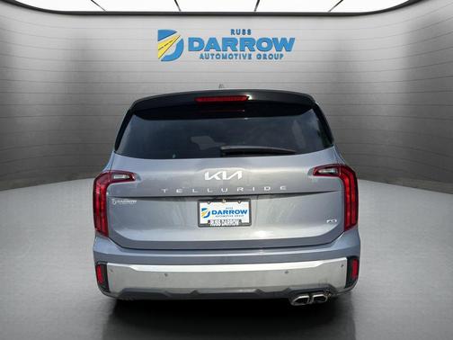 Everlasting Silver 2023 Kia Telluride S