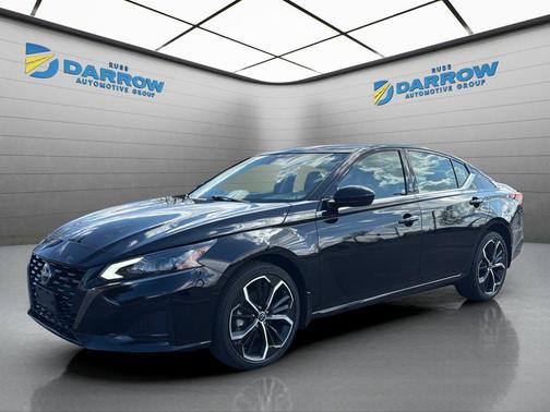 Black 2024 Nissan Altima 2.5 SR