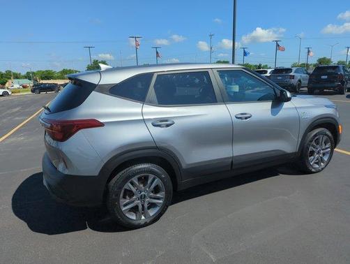 2023 Kia Seltos LX