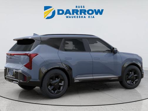 Gray 2027 Kia Seltos X-Line