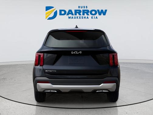 Metal 2026 Kia Sorento LX