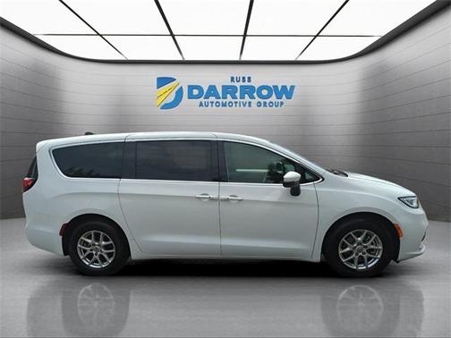 2023 Chrysler Pacifica Touring-L