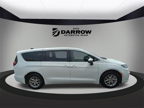 2023 Chrysler Pacifica Touring-L