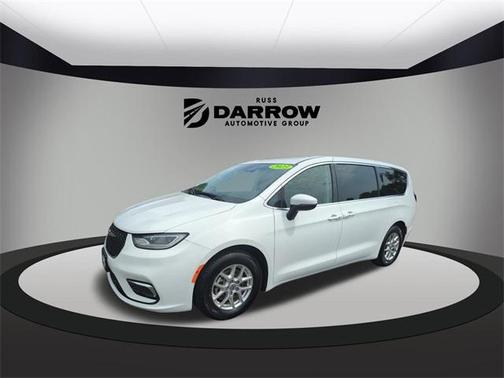 2023 Chrysler Pacifica Touring-L