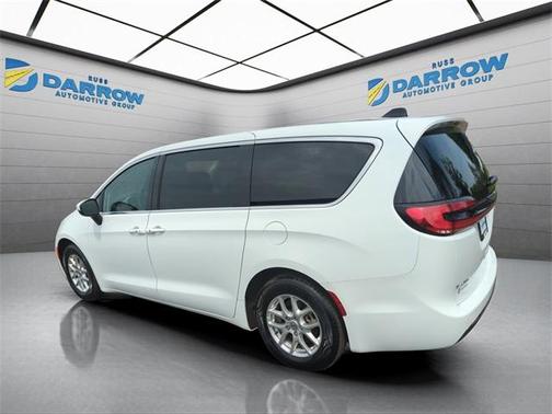2023 Chrysler Pacifica Touring-L