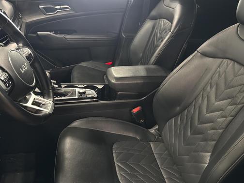 Gravity Gray 2024 Kia Sportage X-Line