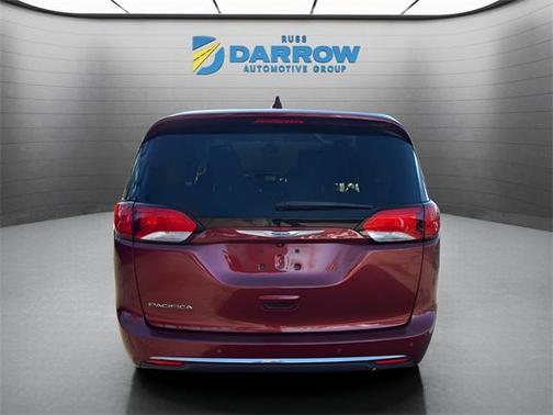 2020 Chrysler Pacifica Touring