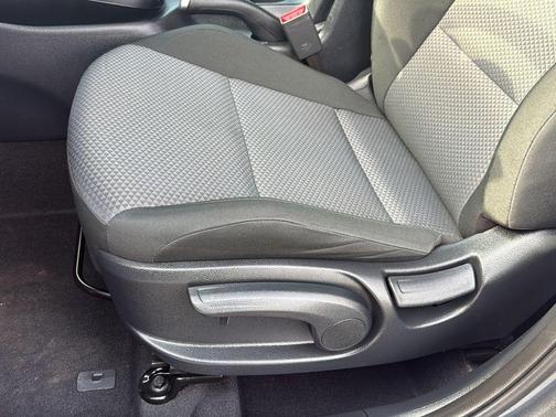 Gray 2025 Kia Soul LX