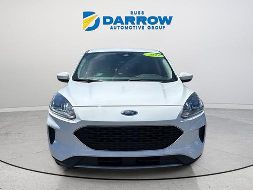 Oxford White 2021 Ford Escape SE