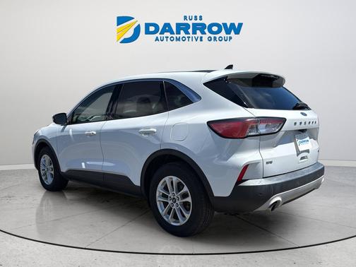 Oxford White 2021 Ford Escape SE
