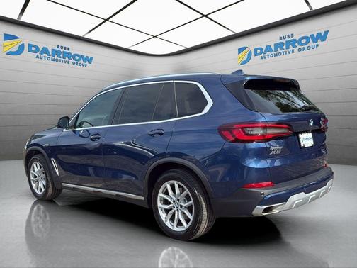 Phytonic Blue Metallic 2023 BMW X5 xDrive40i