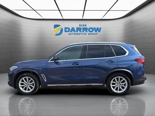 Phytonic Blue Metallic 2023 BMW X5 xDrive40i