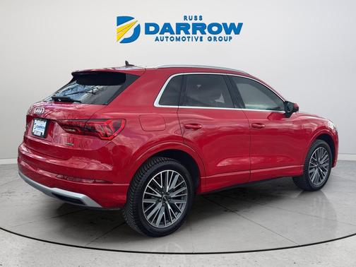 Tango Red Metallic 2021 Audi Q3 40 Premium