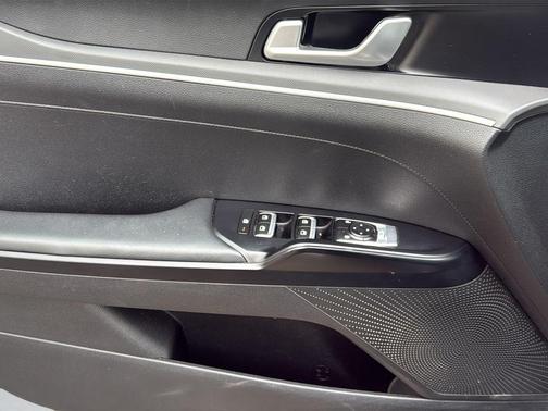 Everlasting Silver 2021 Kia K5 LXS