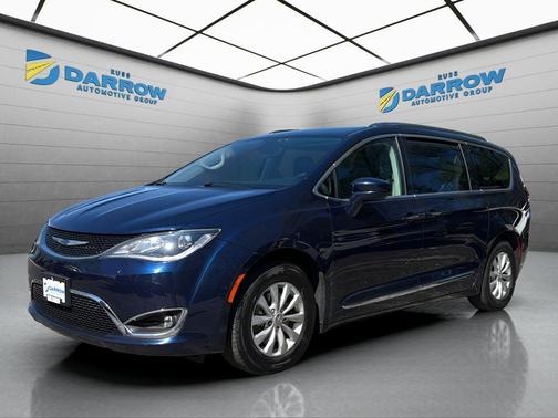 Jazz Blue Pearlcoat 2019 Chrysler Pacifica Touring-L