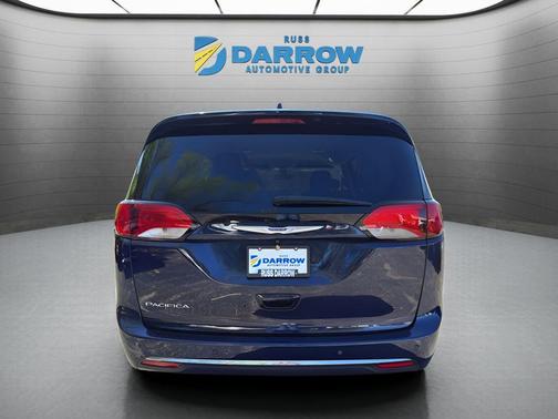 Jazz Blue Pearlcoat 2019 Chrysler Pacifica Touring-L