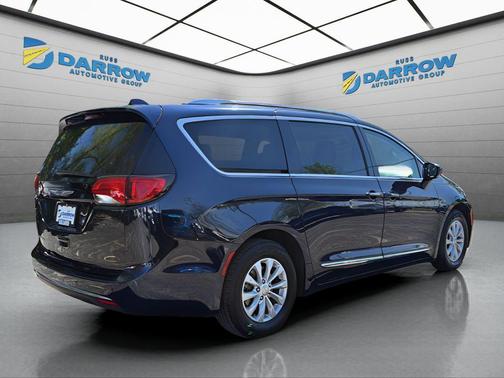 Jazz Blue Pearlcoat 2019 Chrysler Pacifica Touring-L