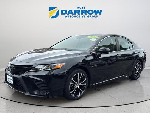 Midnight Black Metallic 2020 Toyota Camry SE