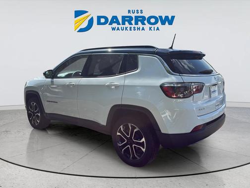 Bright White Clearcoat 2023 Jeep Compass Limited