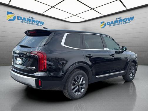 Ebony Black 2024 Kia Telluride LX