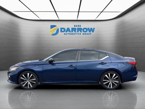 Deep Blue Pearl 2020 Nissan Altima 2.5 SR