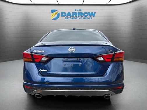 Deep Blue Pearl 2020 Nissan Altima 2.5 SR