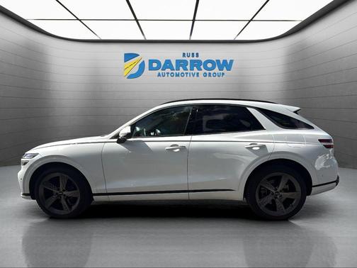 Alta White 2022 Genesis GV70 3.5T Sport