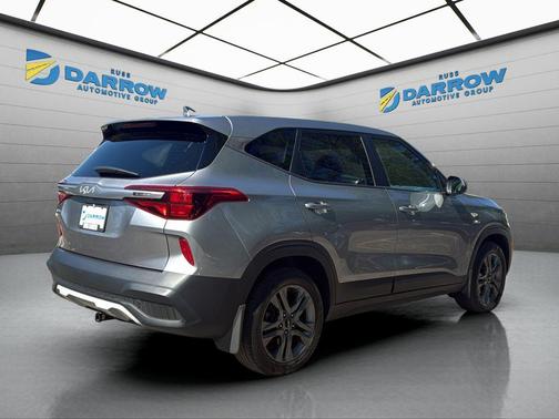 Steel Gray 2022 Kia Seltos LX