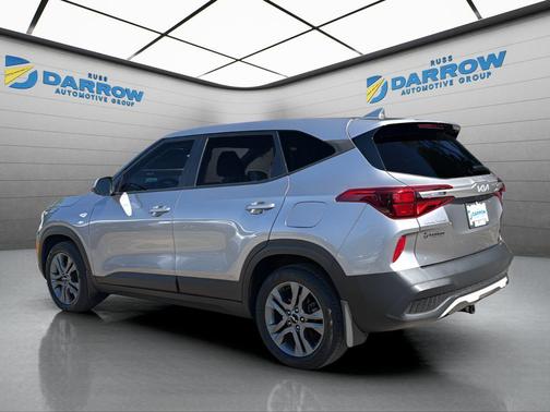 Steel Gray 2022 Kia Seltos LX