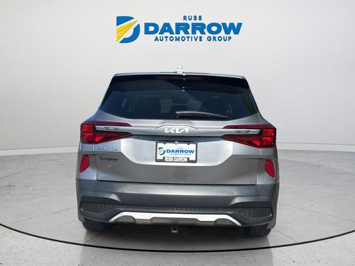 Steel Gray 2022 Kia Seltos LX