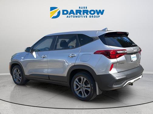 Steel Gray 2022 Kia Seltos LX