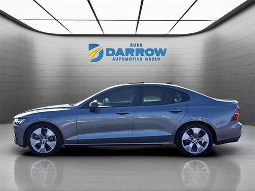 2020 Volvo S60 T5 R-Design