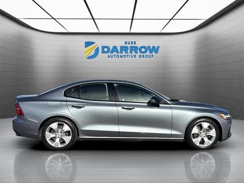 2020 Volvo S60 T5 R-Design