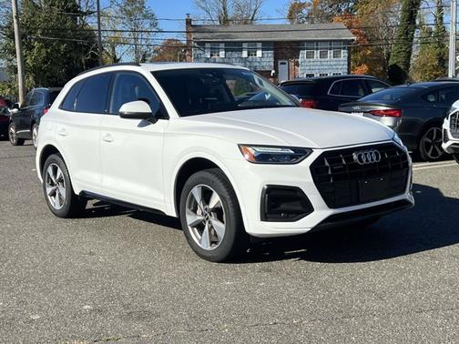 2025 Audi Q5 Premium