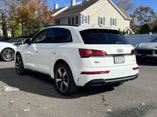 2023 Audi Q5 S line Premium Plus