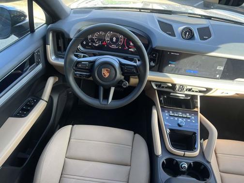 2026 Porsche Cayenne 