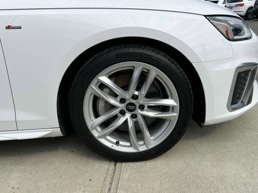 2024 Audi A4 S line Premium