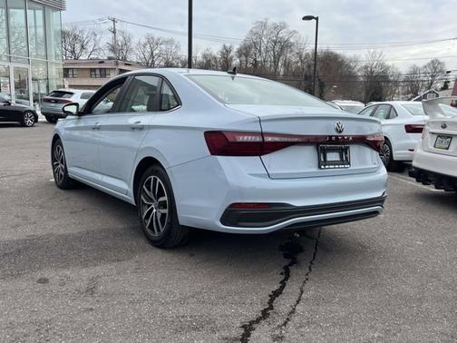 2025 Volkswagen Jetta SE