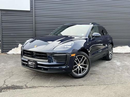 2023 Porsche Macan T
